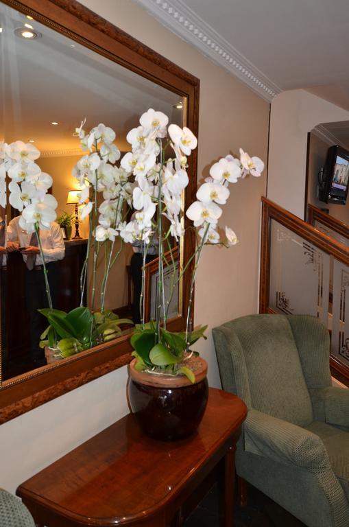 Premier Hotel Falstaff Johannesburg Bagian luar foto