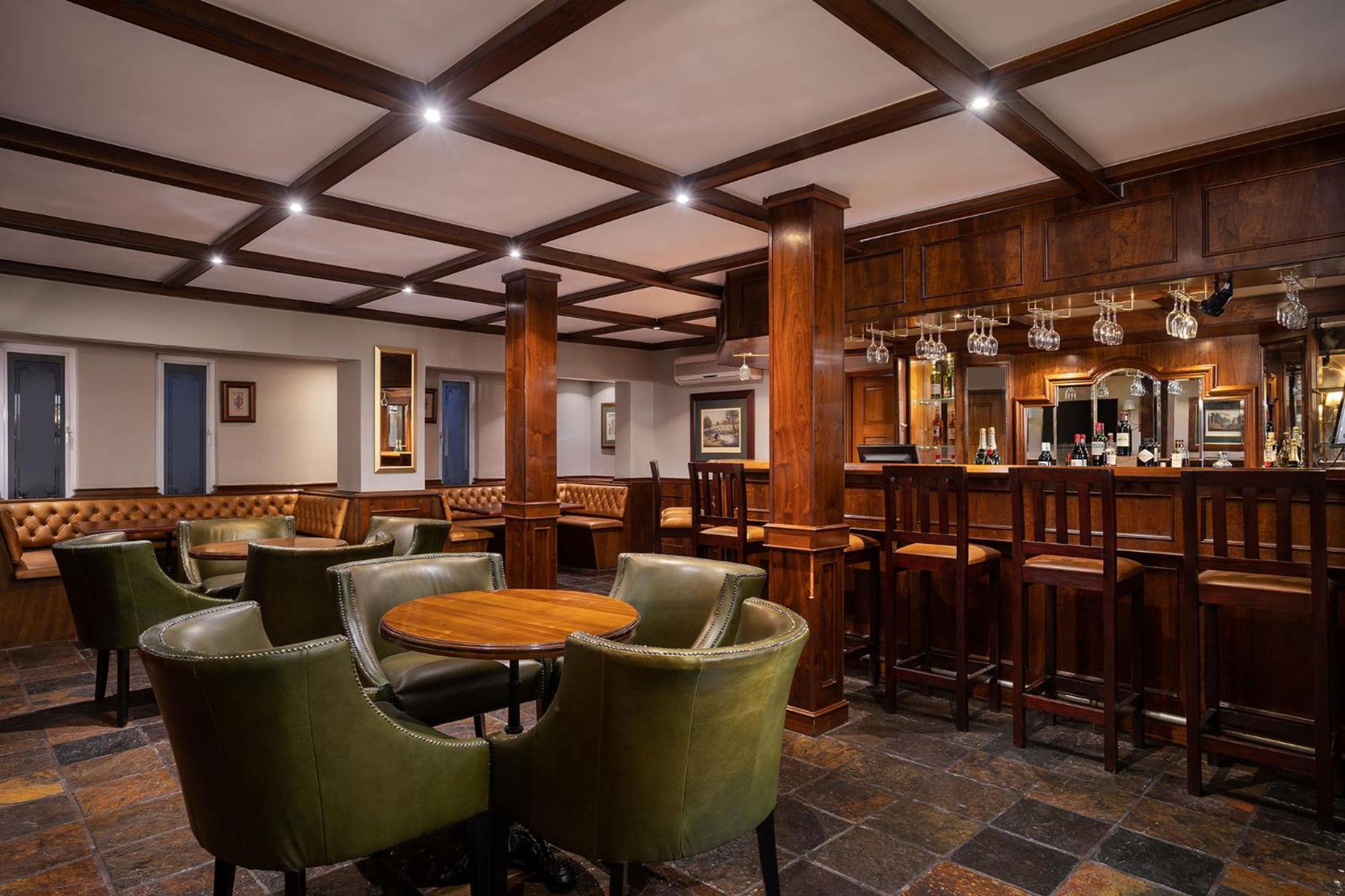 Premier Hotel Falstaff Johannesburg Bagian luar foto