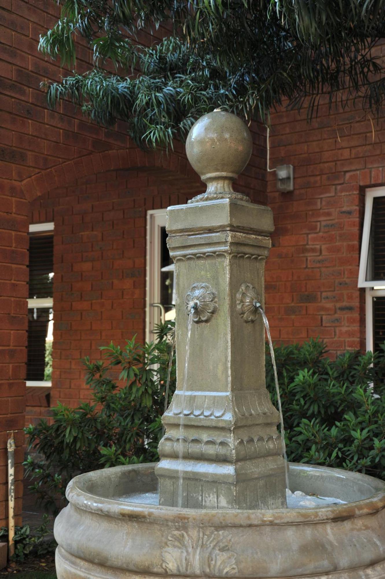 Premier Hotel Falstaff Johannesburg Bagian luar foto