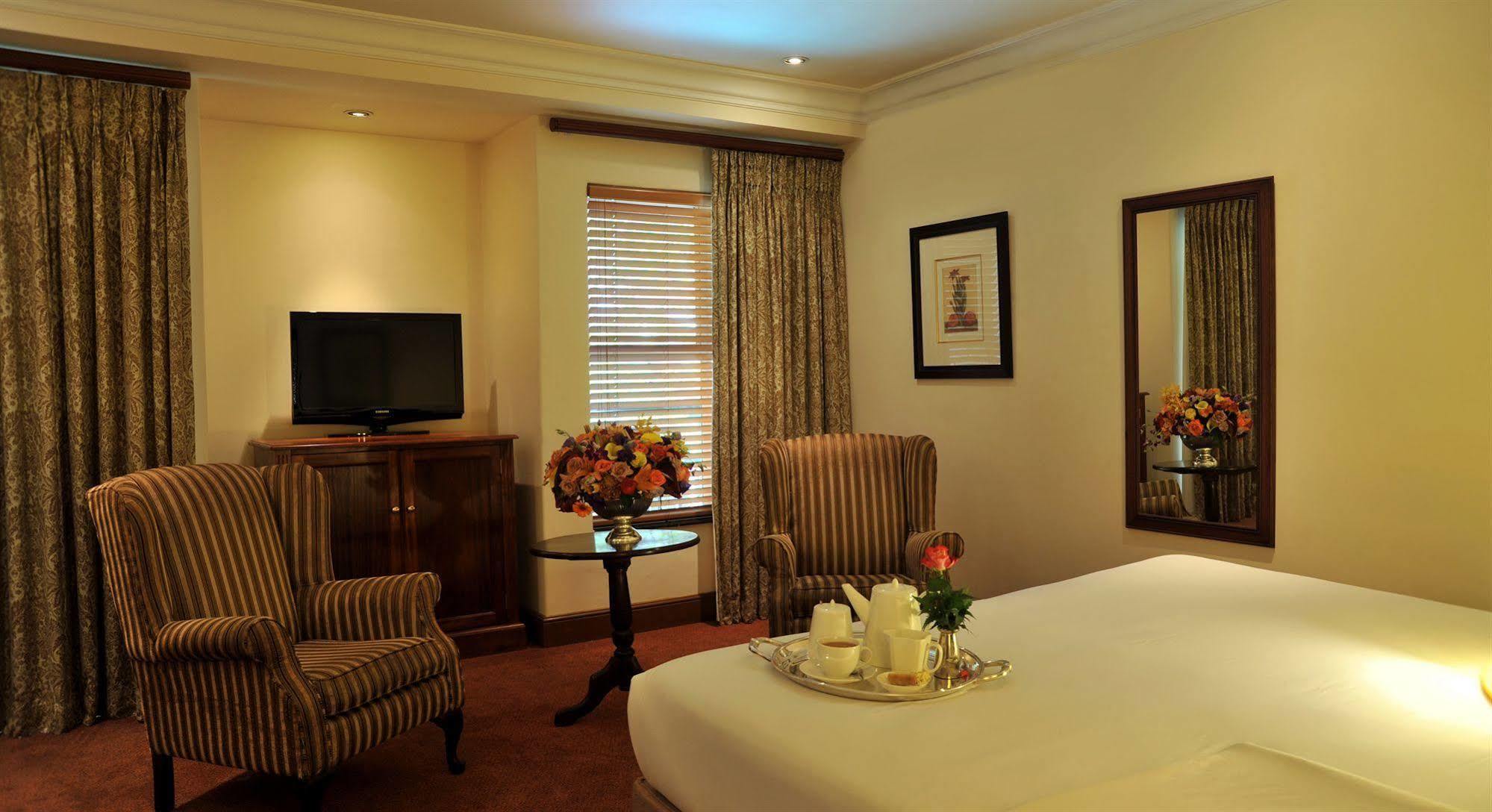 Premier Hotel Falstaff Johannesburg Ruang foto